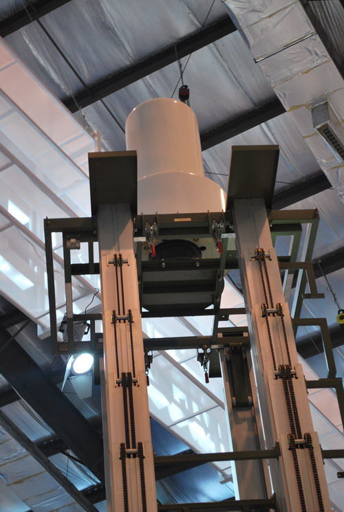 國(guó)產(chǎn)電磁環(huán)境監(jiān)測(cè)車(chē) 守護(hù)無(wú)形空間的“電波哨兵”